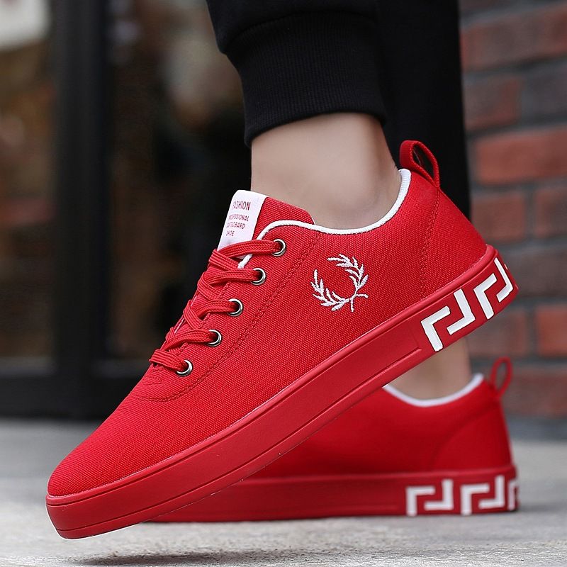 sapatos vermelhos 2019