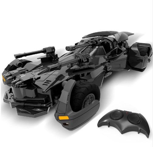 Compre RC Coche Una Y Dieciocho Batman Vs Superman Coches Liga De La Justicia Eléctrica Batman RC Para Niños De Juguete Modelo De Simulación De Visualización Regalo Juguetes Batmobile A 8,67 €