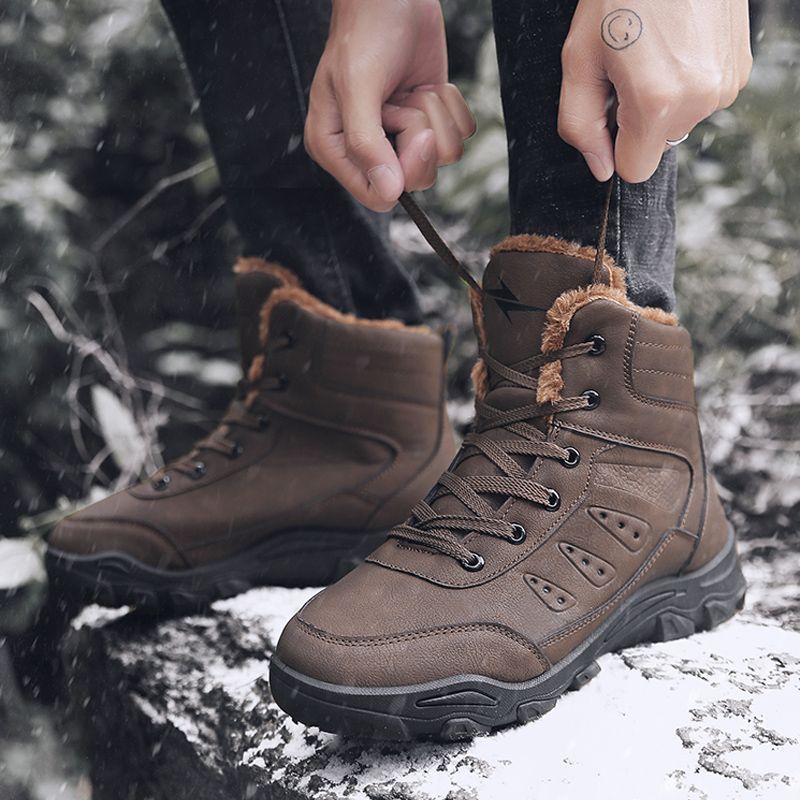 mens chukka hiking boots