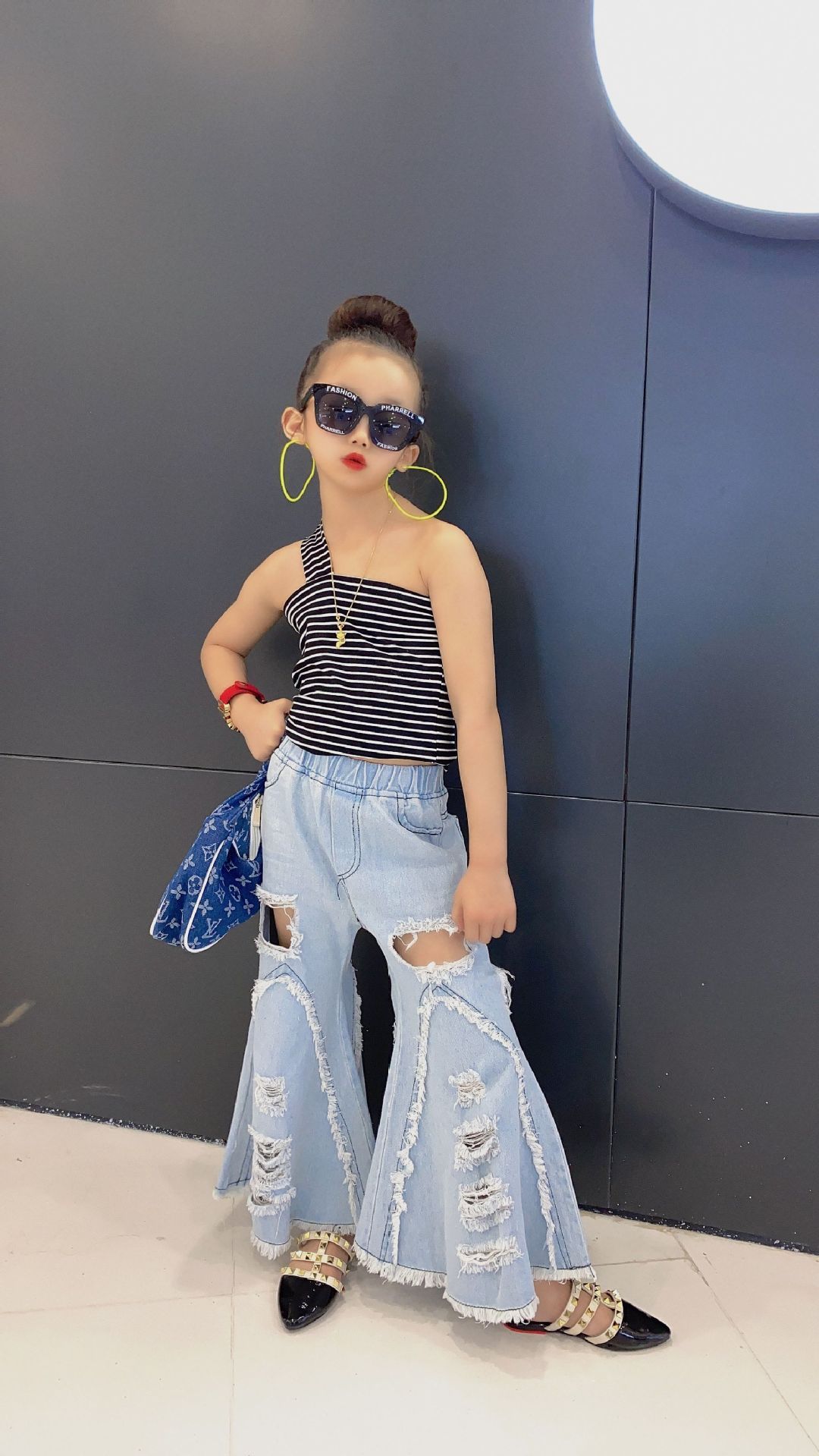 trending jeans top for girls