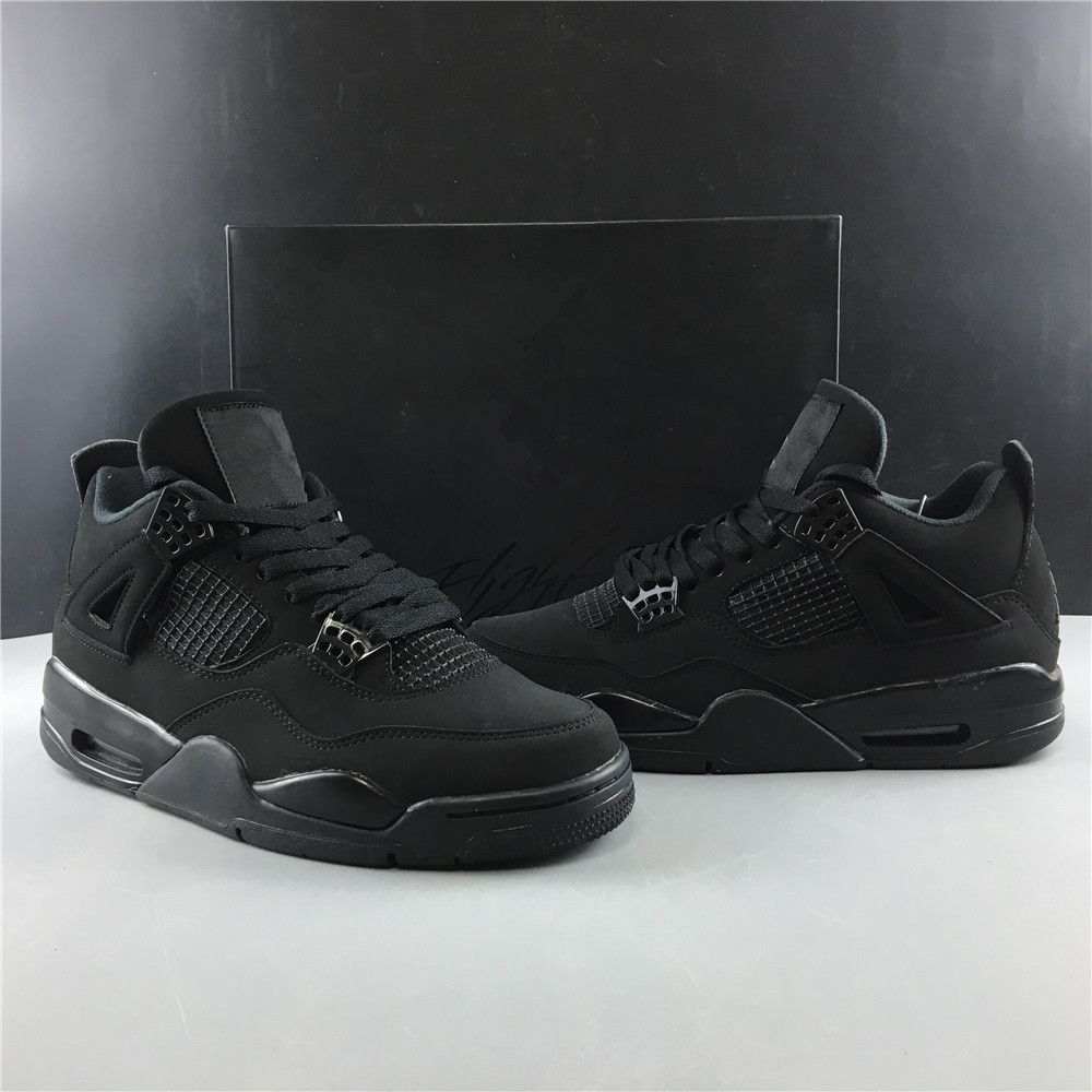 black cat 4s 9.5