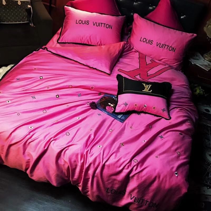 Louis Vuitton Bedding Pink | Supreme and Everybody