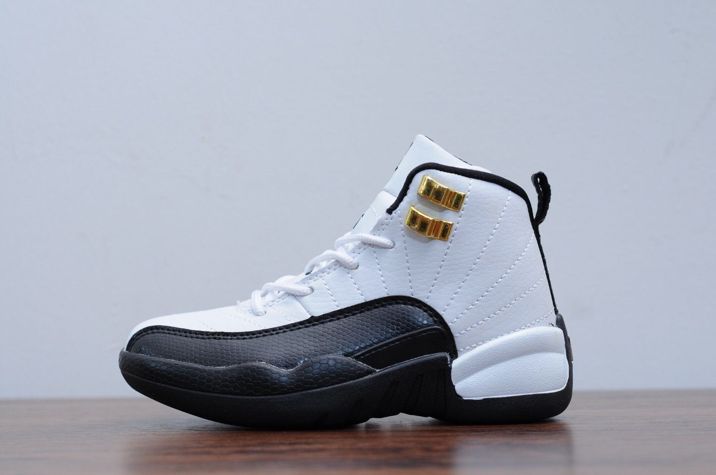Compra Infantil 12S Burdeos Guión Juego Niños Zapatos De Baloncesto Lobo  Gris Universidad Azul Blanco Medio Snaklers Sneakers Boys Girls Niños  Entrenadores Barato | Entrega Rápida Y Calidad | Es.Dhgate