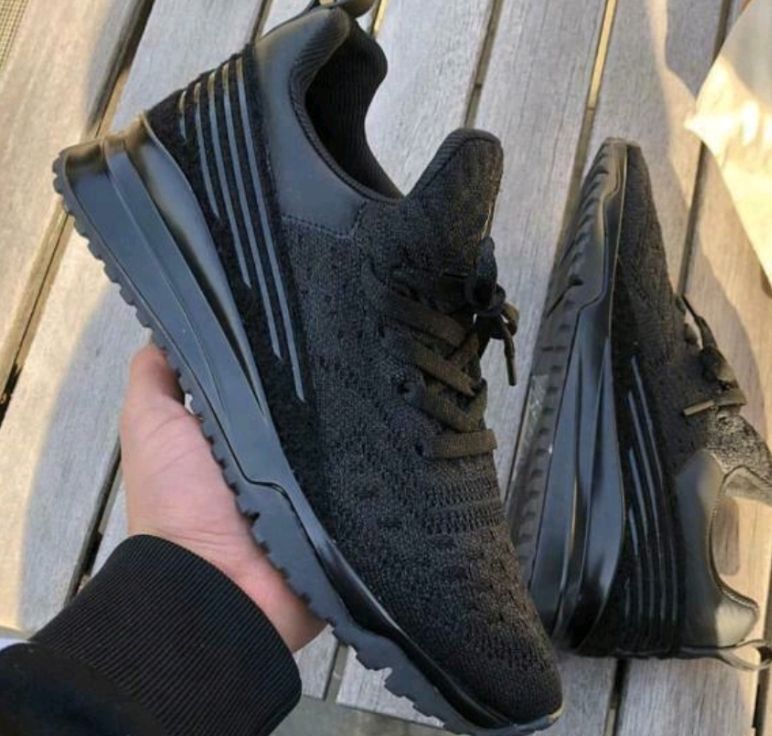 best black sneakers mens