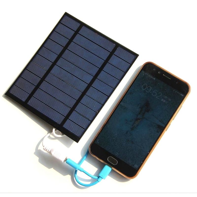 Chargeur polycristallin solaire de panneau de chargeur solaire de 2.5W 5V pour le chargeur léger de batterie de la banque 3.7V de puissance 130 * 150MM