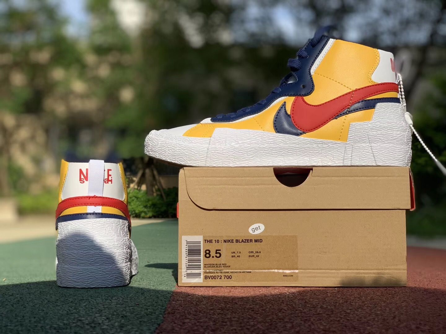 nike blazer sacai stockx