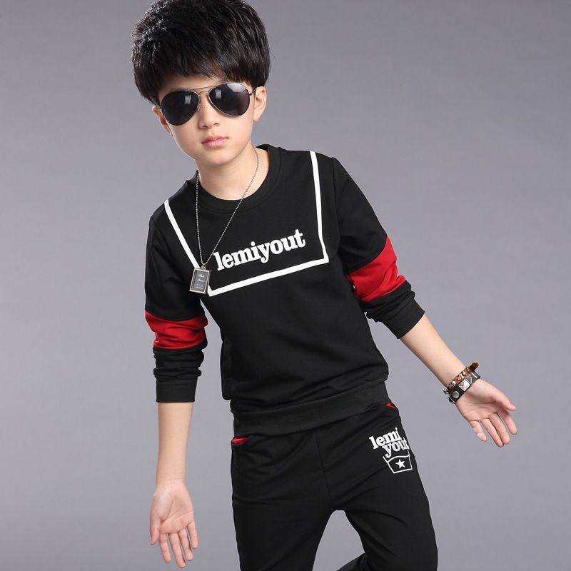 мальчик в ярком комплекте для лета. модная одежда для мальчиков. нью бойс кроссы. Boy одежда орел. Boys sets.