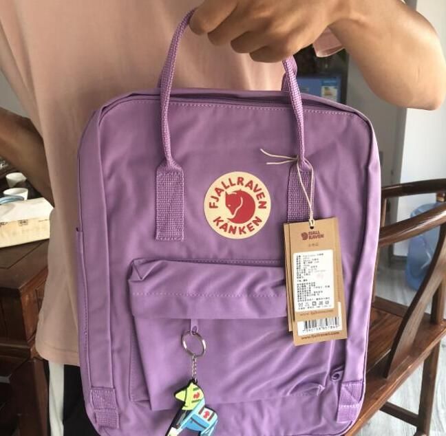arctic fox bolsas for school