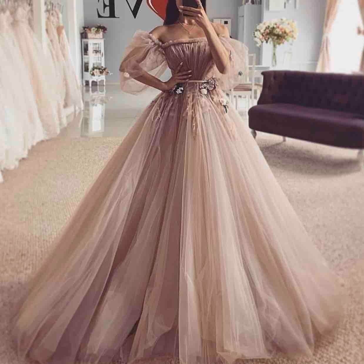 Compra Princess Tul Vestidos De Baile De Promoción Con Medias Mangas Del  Hombro Apliques Plisados \u200b\u200bformal Del Vestido De Noche Del Tamaño Extra  Grande Barato Del Partido Vestidos Barato | Entrega Rápida