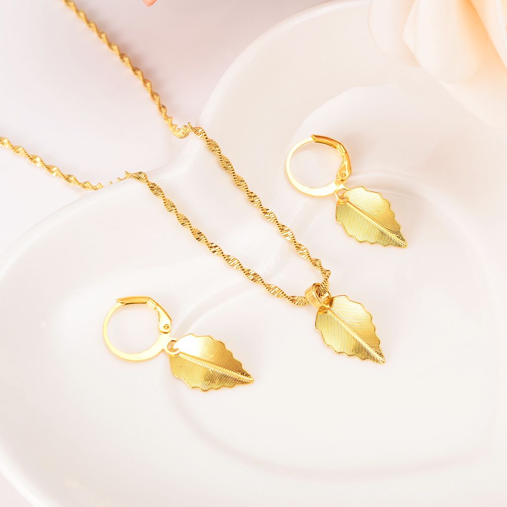 22 K 24 K Thai Baht Fine Gold Plated 