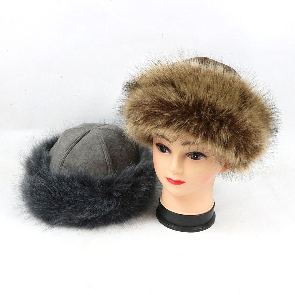 Ladies hat with fur trim Clearance