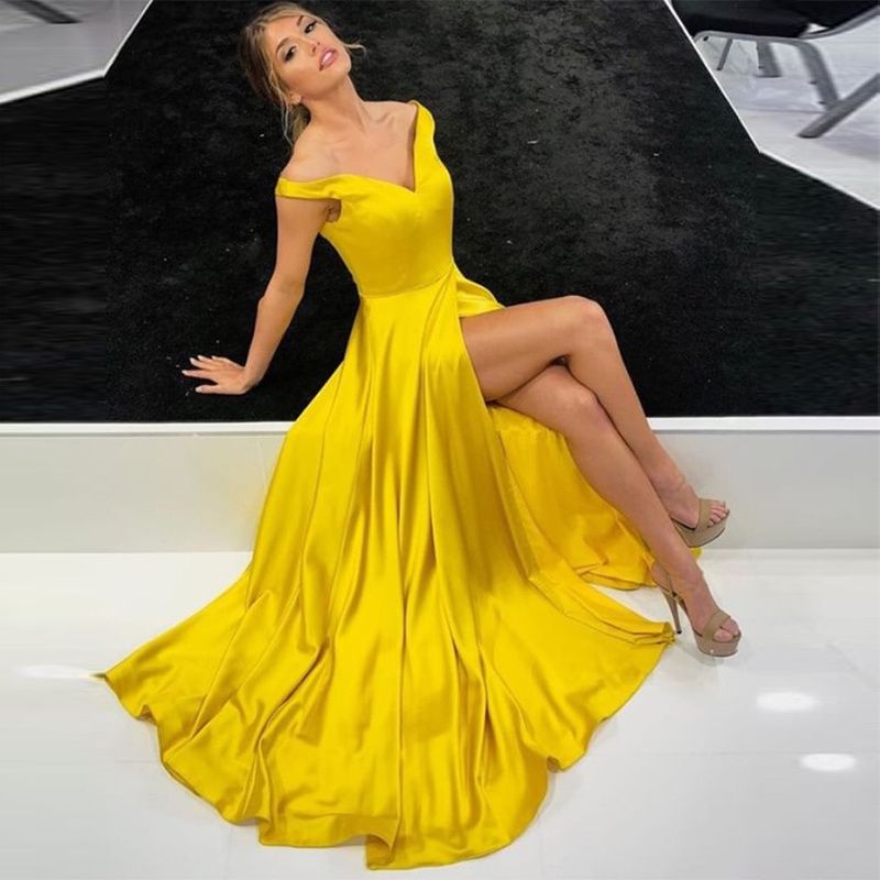 Charmeuse una línea vestidos de baile de fuera del hombro de novia de escote de la Charmeuse una línea vestidos de baile de fuera del hombro de novia de escote de la