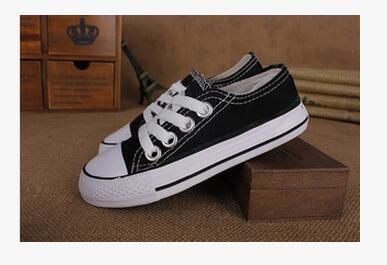 Low Price Kids Canvas Shoes Sneakers 