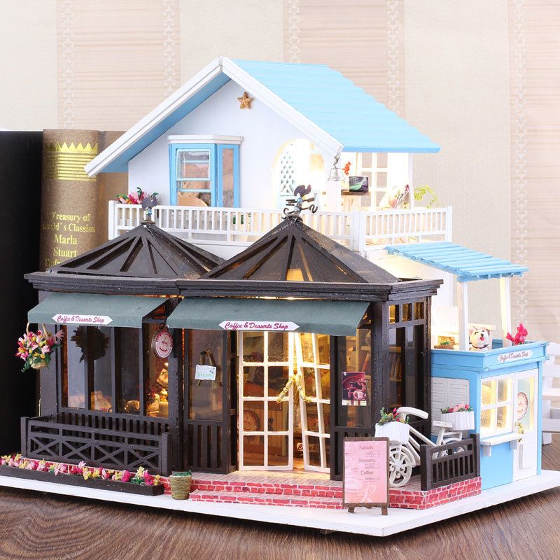 fashion dollhouse
