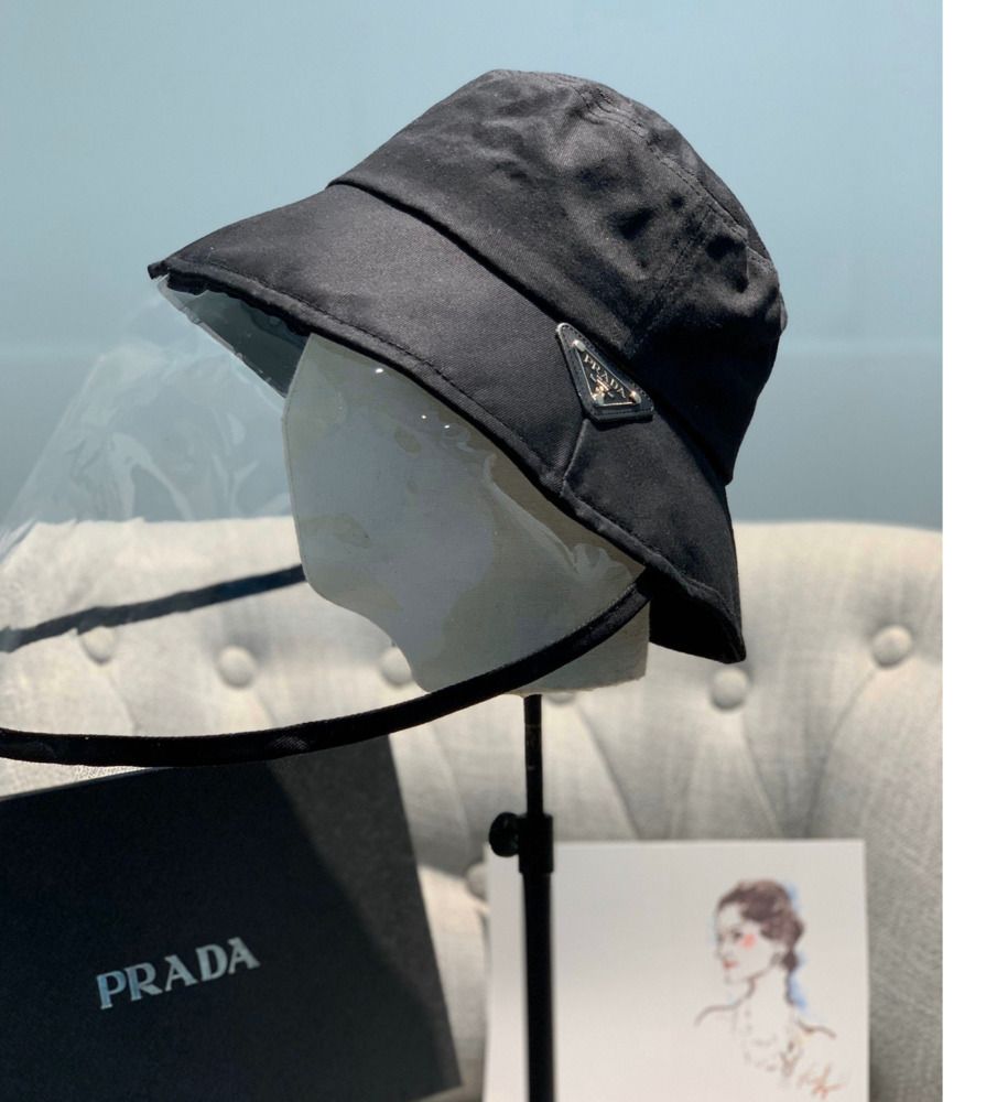 fashion caps for ladies