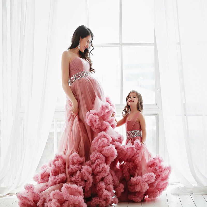 mom and daughter wedding dresses