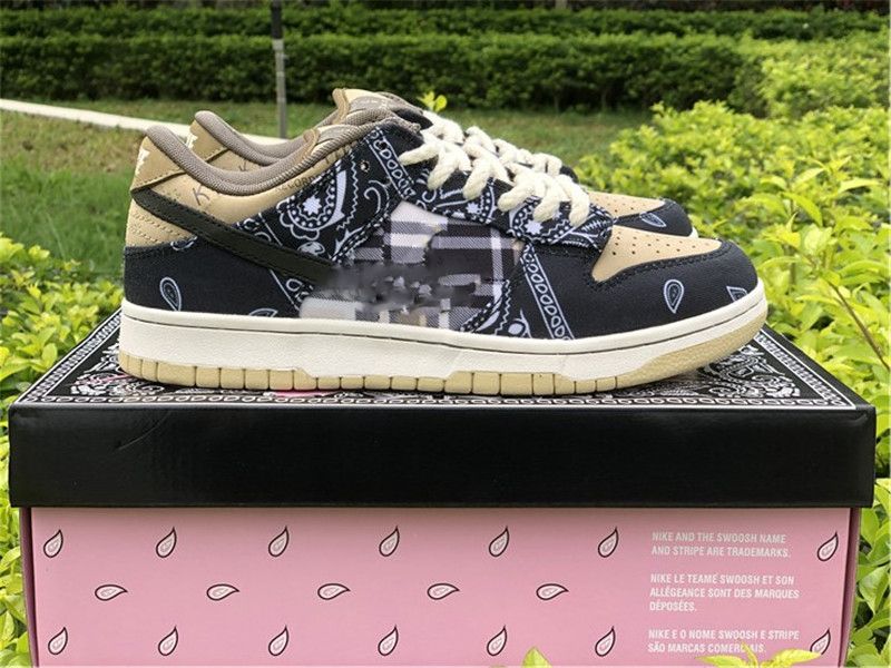 travis dunk box
