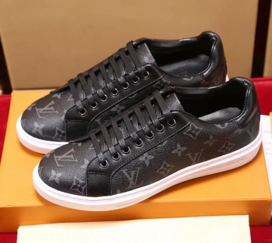 christian louboutin low cut sneakers
