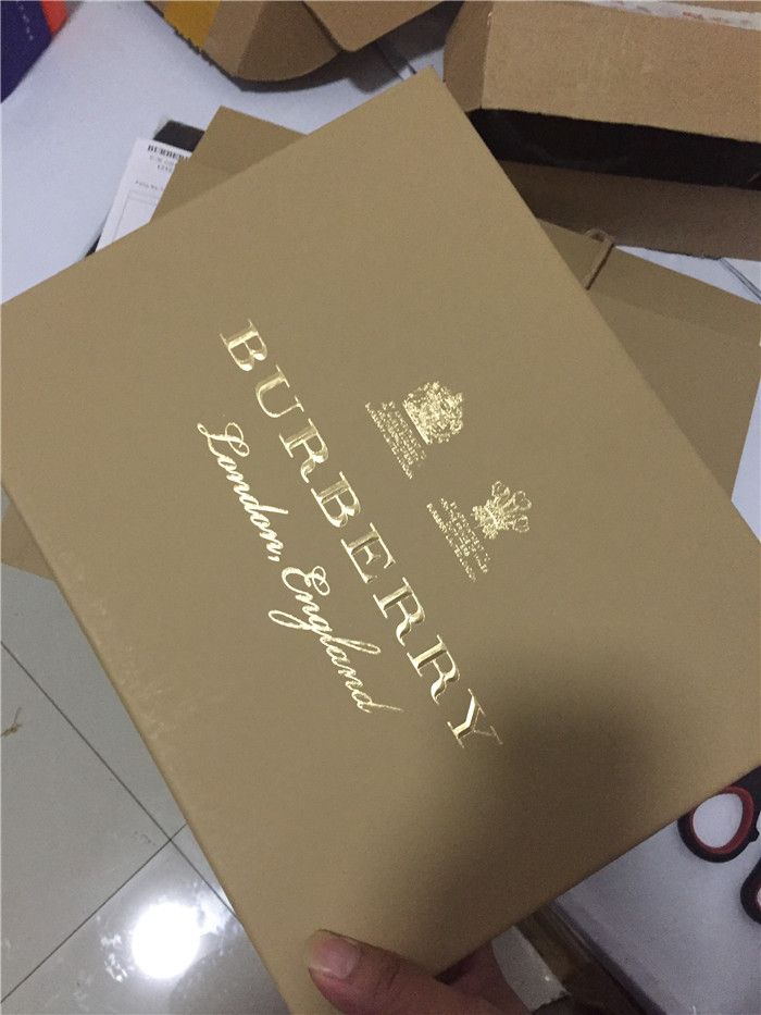 burberry scarf box