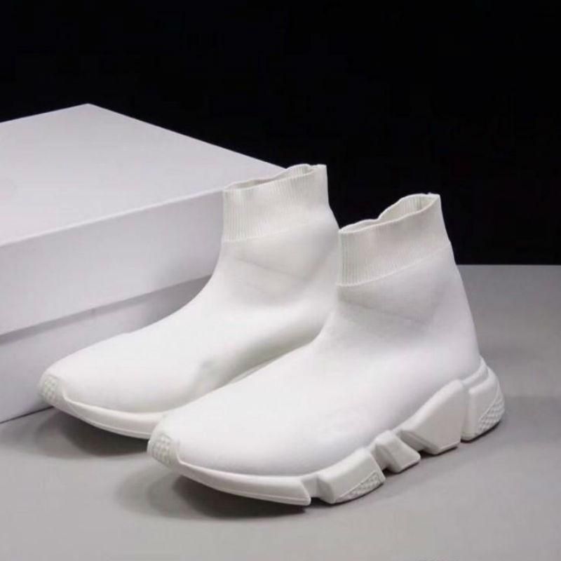 Zara komt met budget versie van de Balenciaga Speed Trainer