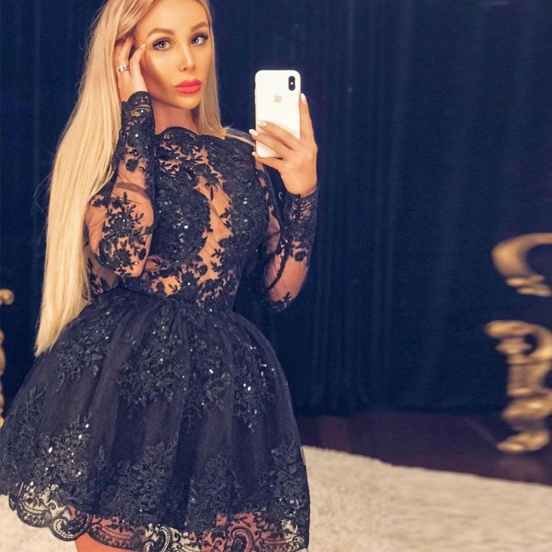 vestido preto curto sexy