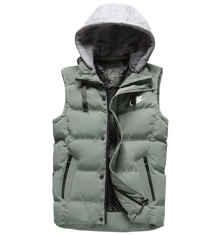 chaleco plumas con capucha