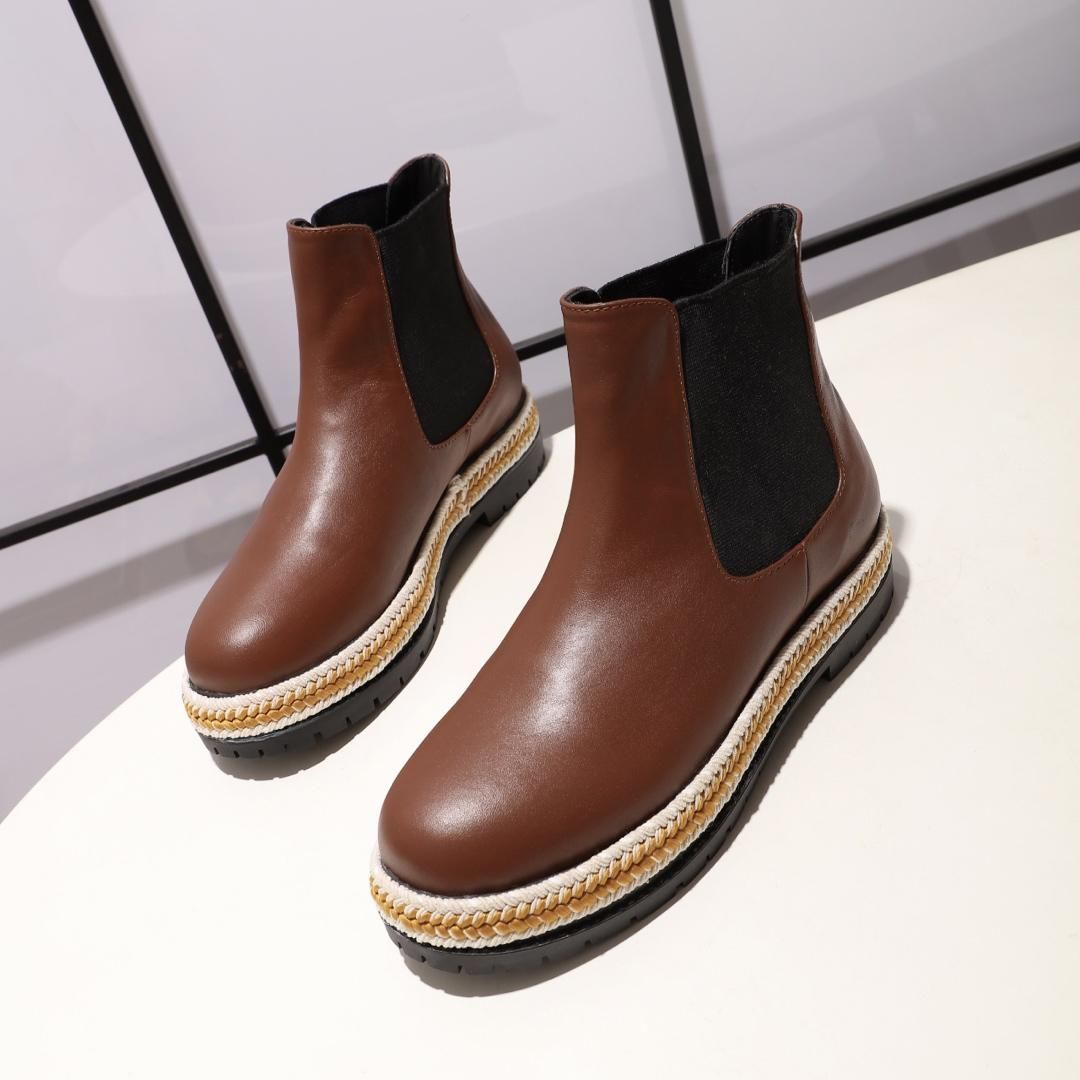 flat sole chukka boots