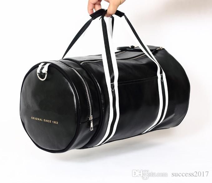 vintage style gym bag