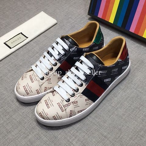 marca de zapatillas de un gallo