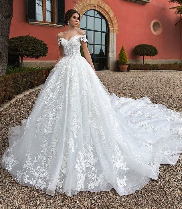 2019 Princesa Fuera De Los Vestidos De Novia De Encaje De Hombros Una Línea De Apliques Con De Corte Largos Vestidos De Novia Sexy Trasero Vestido De Novia Más Tamaño De