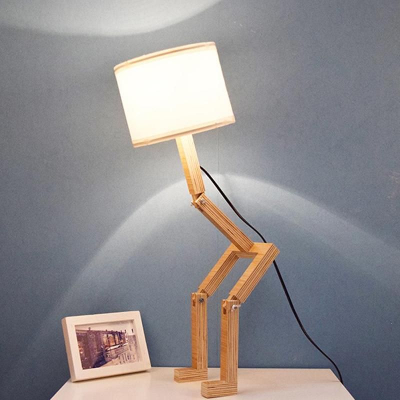 2020 Wooden Table Lamp Robot Shape Modern Lovely 220v E27 Reading