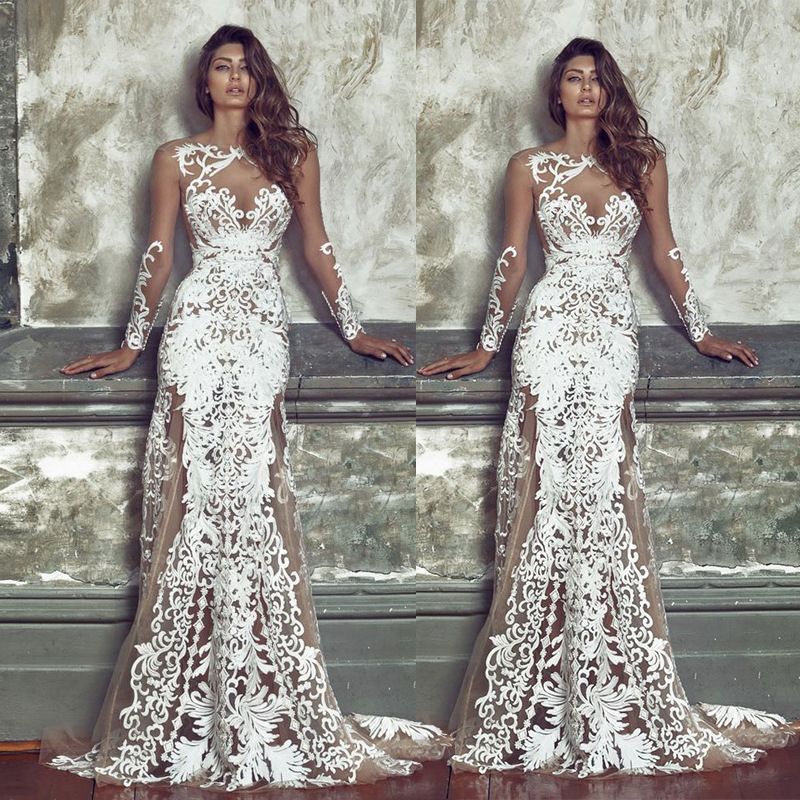 Compra Vestidos De Novia De La Boda Berta Malla Transparente Tapa Del  Cordón De La Sirena Vestidos De Novia De Tul Apliques De Flores En 3D Con  Los Botones BA9306 Barato 