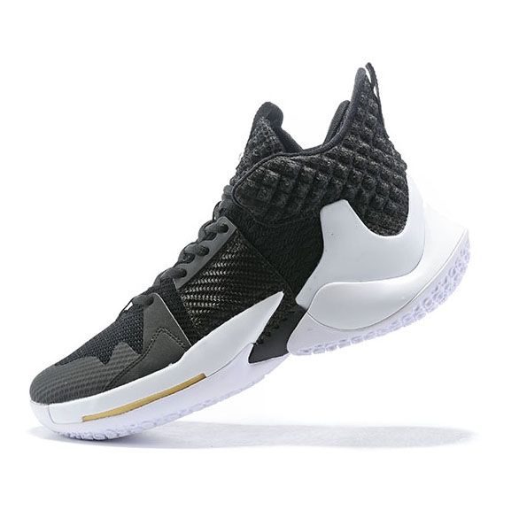 russell westbrook all white shoes