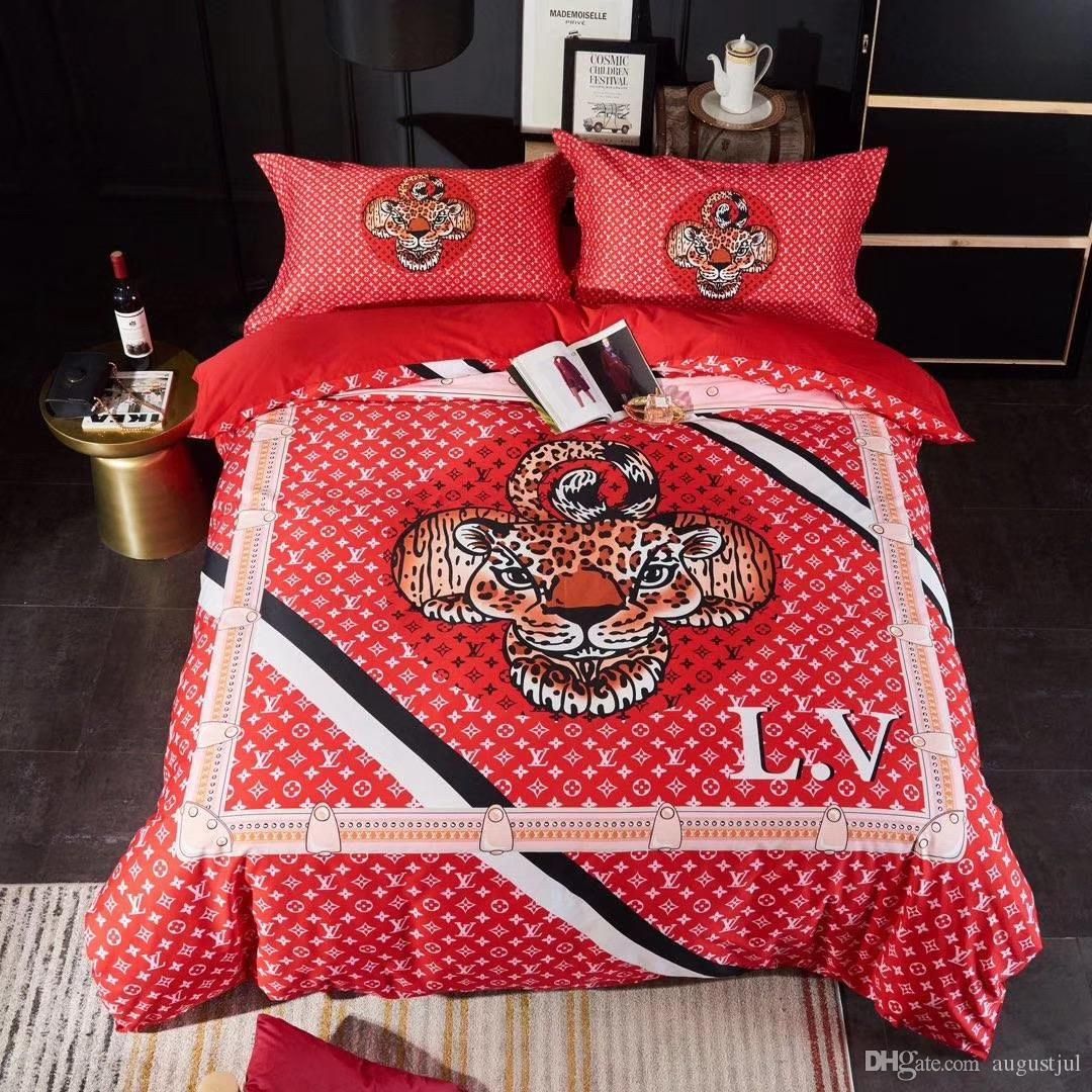 Red Letter Print Bedding Suit Diagonal Stripes Fashion Leopard