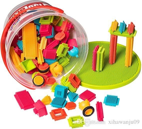 interlocking toy blocks