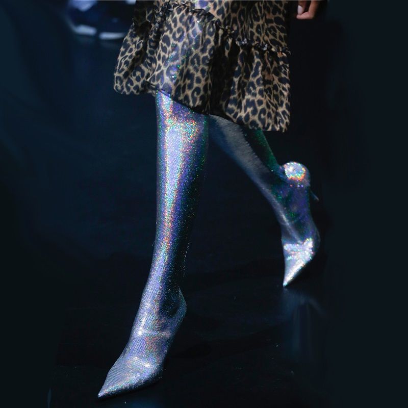 tight high knee boots