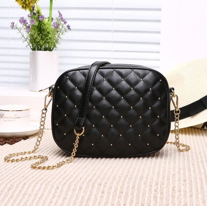 Compre Nueva Moda Tendencia Bolsos Pequeña Fragancia Cadena Romboidal  Versión Coreana Del Hombro Diagonal Paquete Mini Bolso A 8,42 € Del Bagshoe  | Es.Dhgate.Com