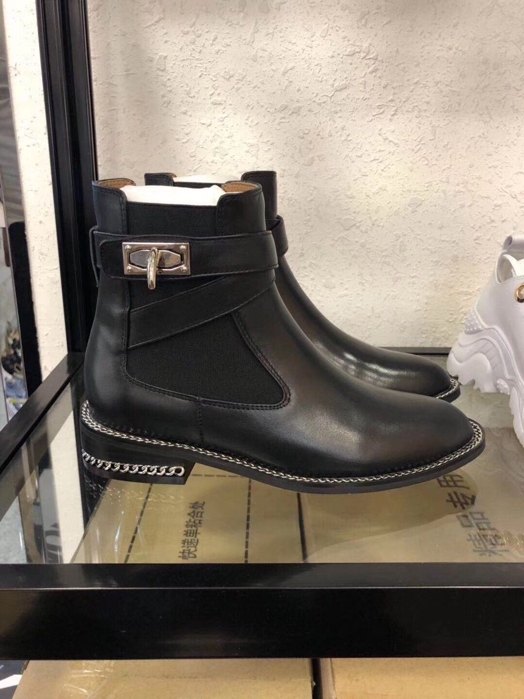 ankle boots winter 2019