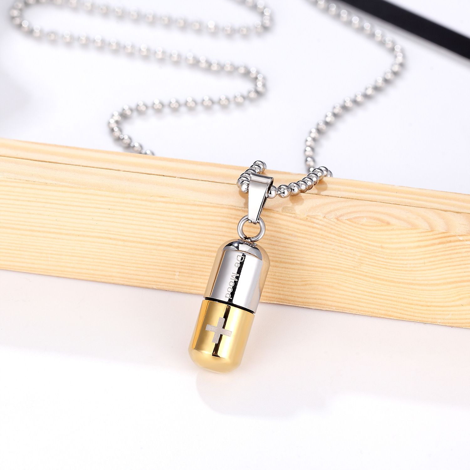 xiao S Name Necklaces Stainless Steel Rose Gold Color Customized Women Men Jewelry Couple Necklace