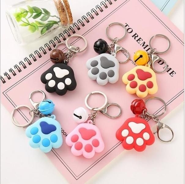 Creative Cute Dog Claw Keyfob Cat Paw Print Keychains 3d Cartoon Cute Key Chain Soft Silicone Car Accessories Batman Keychain Fur Keychain From Oneng01 0 94 Dhgate Com