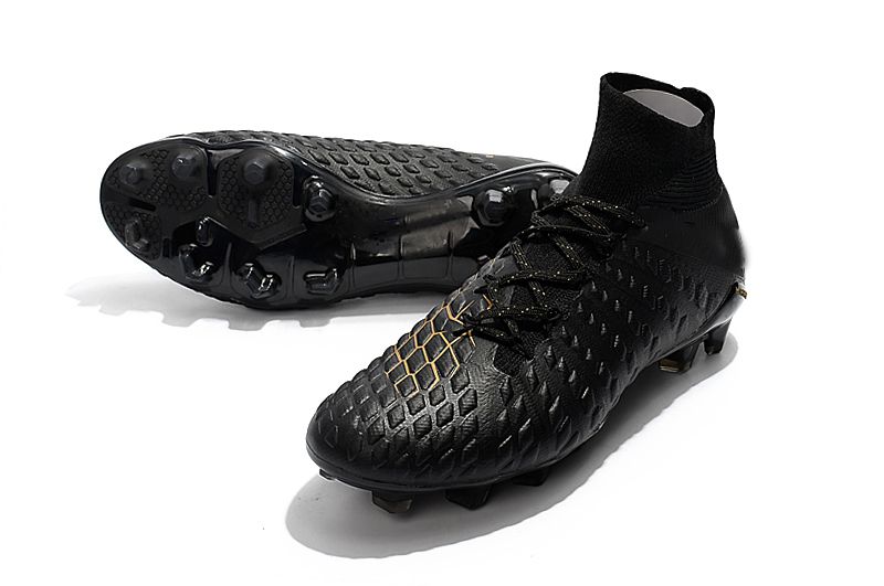 gold and black hypervenoms