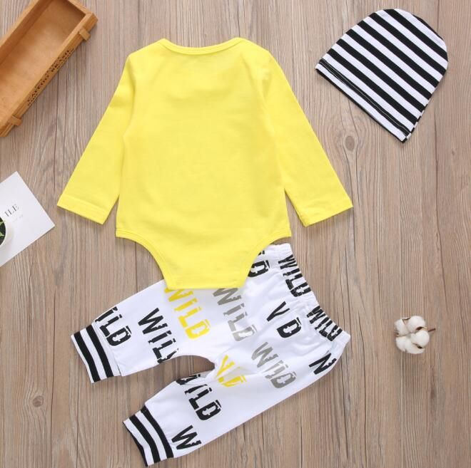 los niños al por mayor de ropa de diseño Recién nacido de la manga impresa letra del oso amarillo Romper + pants + hat 3pcs ropa de diseño para niños niño bebé