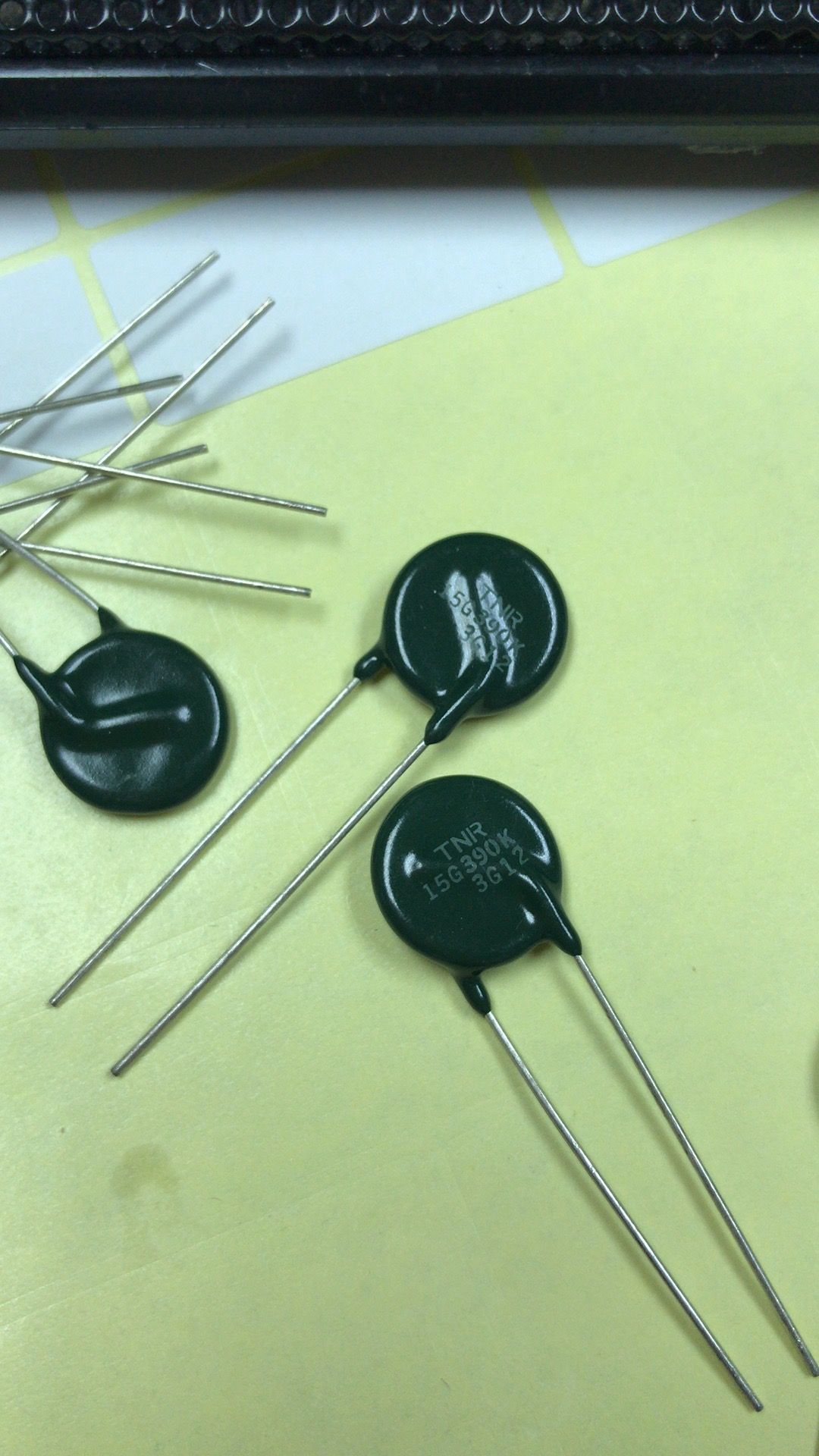 New And Original TNR 15G390K Varistor From Cxdz, 15.08