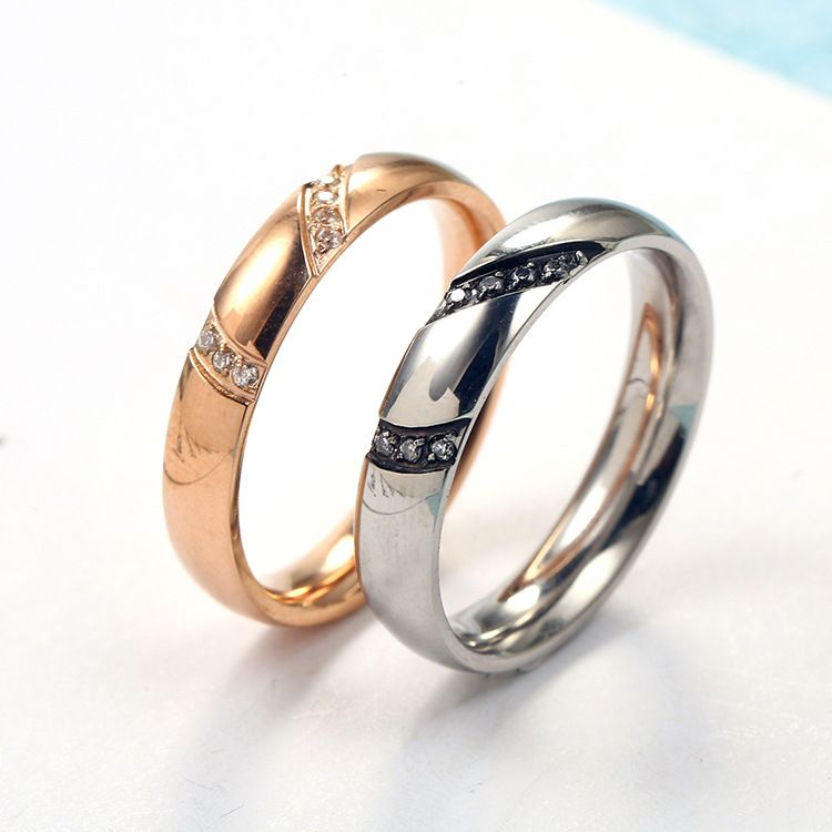 2020 Cool Design Men And Women Lovers Wedding Ring High Quality Gold And Silver Plated Stainless Steel Diamond Ring From Accessories Jewelry 1 59 Dhgate Com