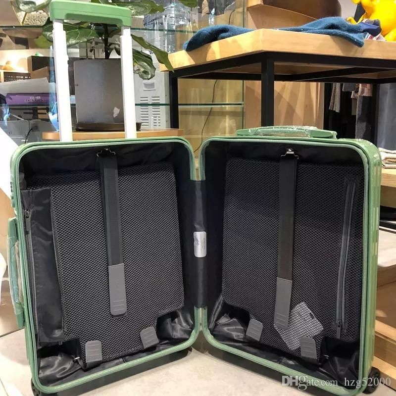 luxury rolling luggage