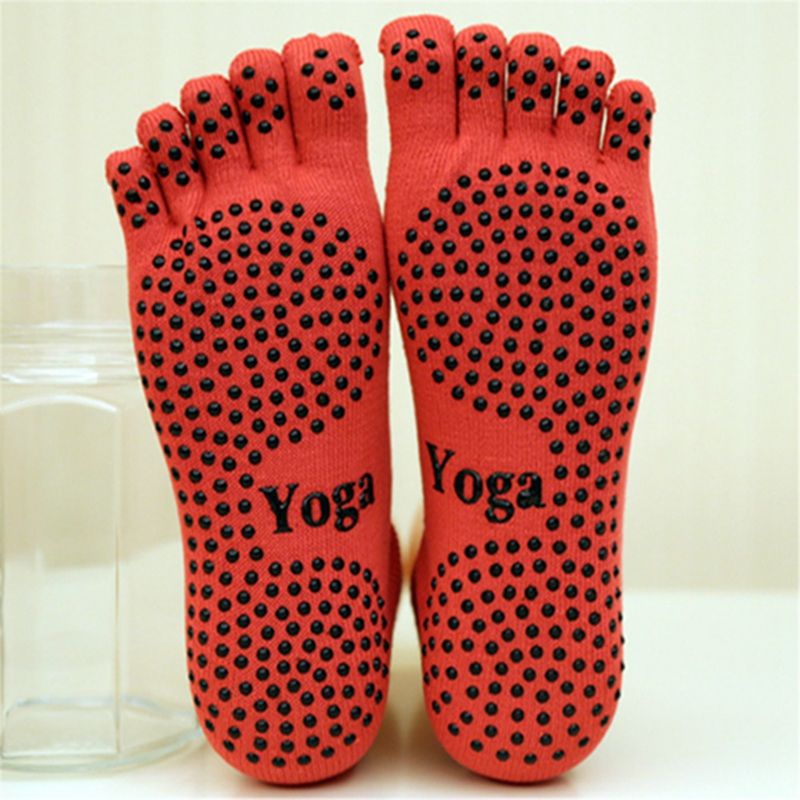 2020 New Designer Yoga Socks Non Slip Five Toe Socks Cotton Breathable