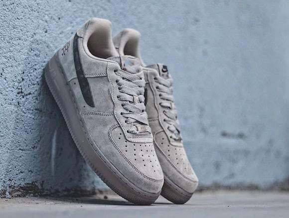 NIKE AIR FORCE 1 LOW '07 COMPUTER CHIP SPACE JAM