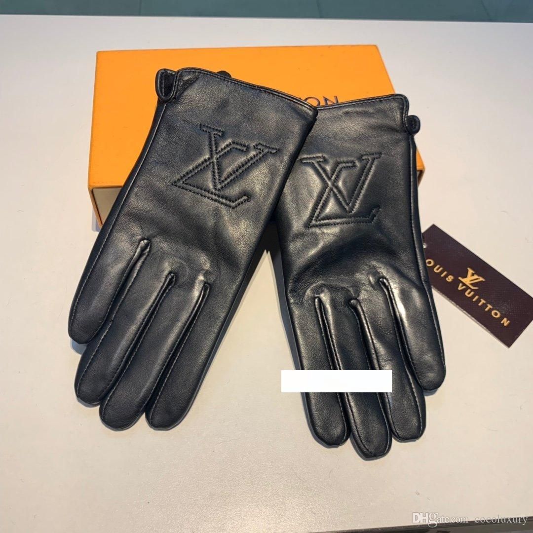 2019 Winter Top Quality Luxuries Designers Men Womens Brand Genuine Leather  Gloves Fashion Handschuhe Sheepskin Gants Guantes L03 From Friday_store,  $47.32