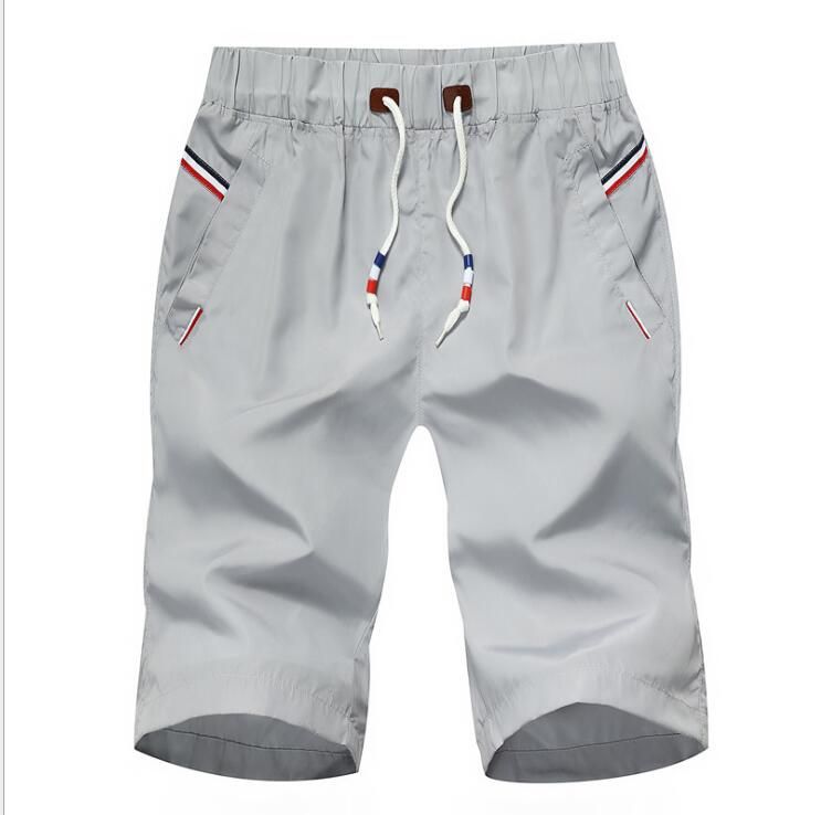 jogging shorts with pockets