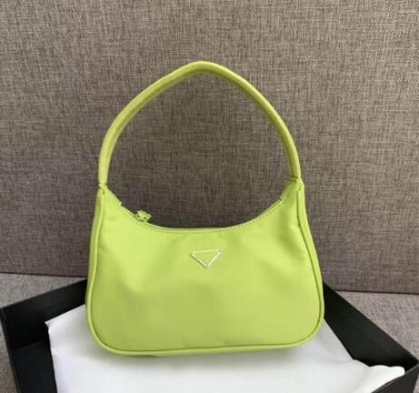 prada crescent bolsa